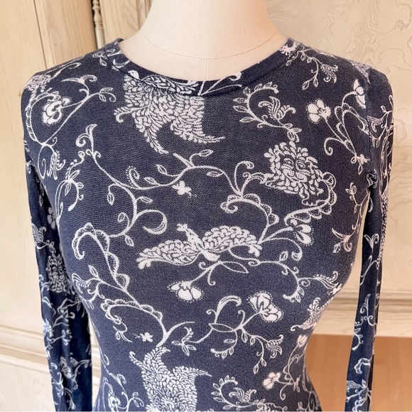 Lilly Pulitzer 100% Cotton Long-Sleeve Printed Sweater - Picture 2 of 9